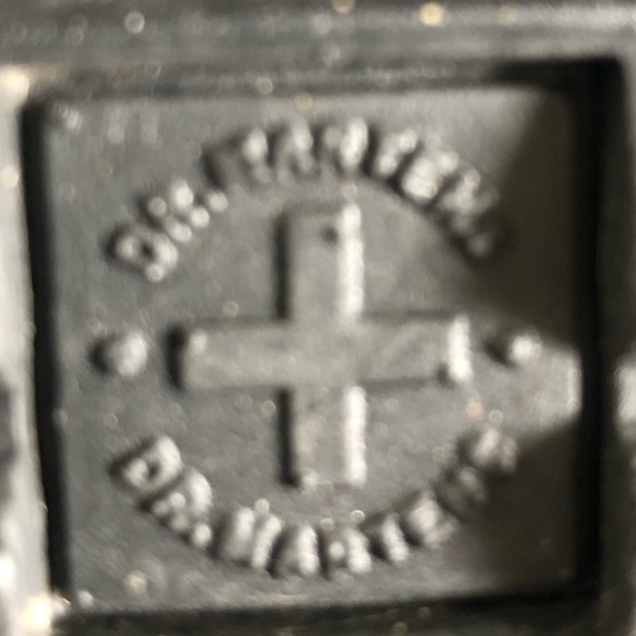 Shoes - Picture 2 of 2